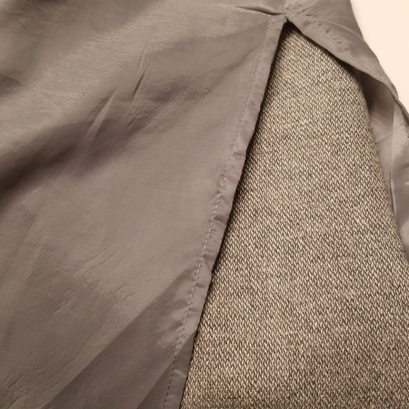Talbots Gray Wool Blend Perfect Skirt! - Picture 7 of 8